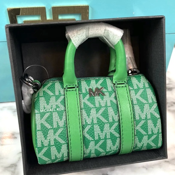 Michael Kors Micro-mini Keychain/bag charm Adorable Dufflebag Unisex NEW W/tags - Picture 1 of 7